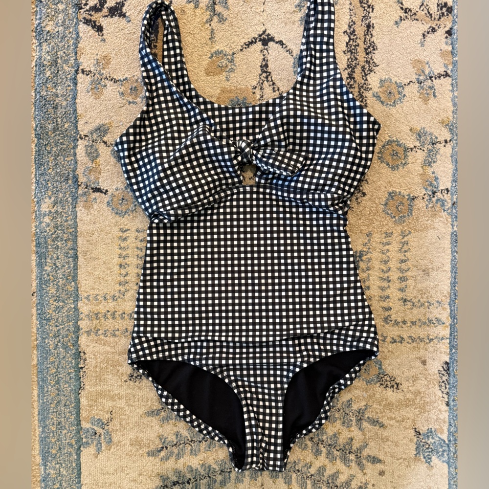 Albion dark navy and White Gingham One-Piece size S